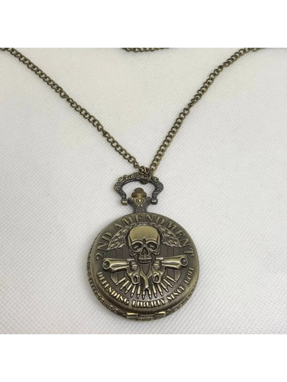 2nd Amendment Skull & Revolvers Pocket Watch bronze tone 45mm Quartz running